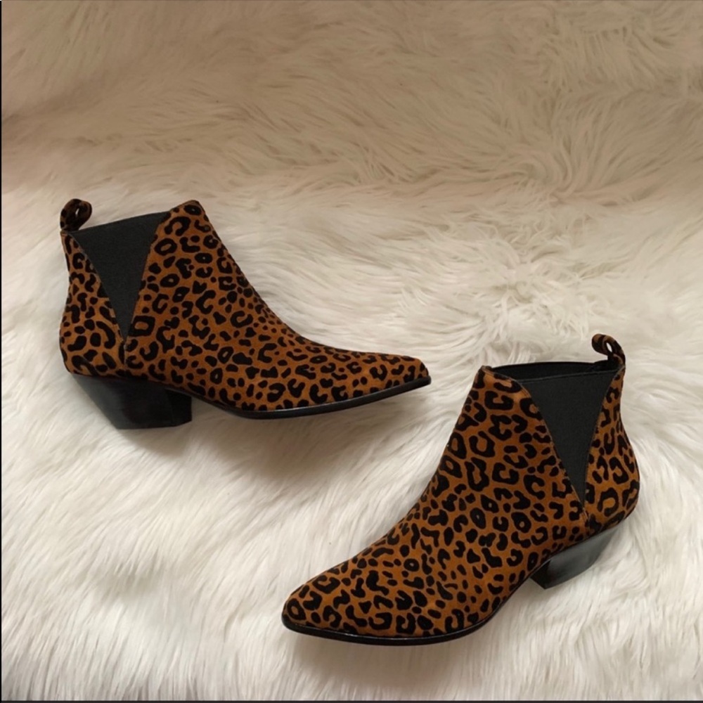 New! DIANE VON FURSTENBERG Suede Chelsea Boots - Picture 4 of 13